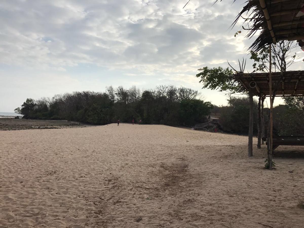 库布格林住宿加早餐旅馆 努沙杜瓦 外观 照片